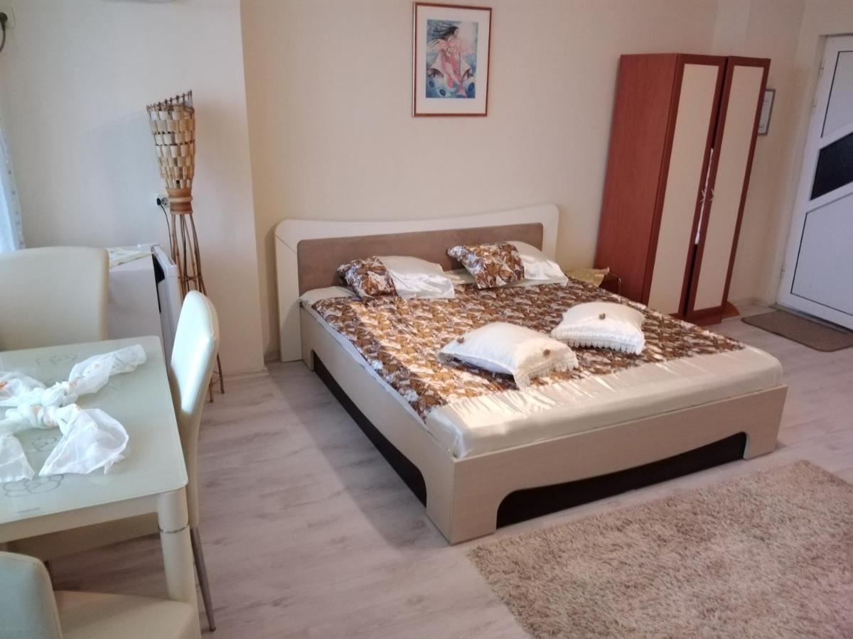 פומורי Къща За Гости Синьо Лято מראה חיצוני תמונה